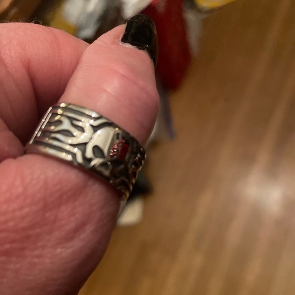 - Willie G Rings New Style - Picture 3 of 8